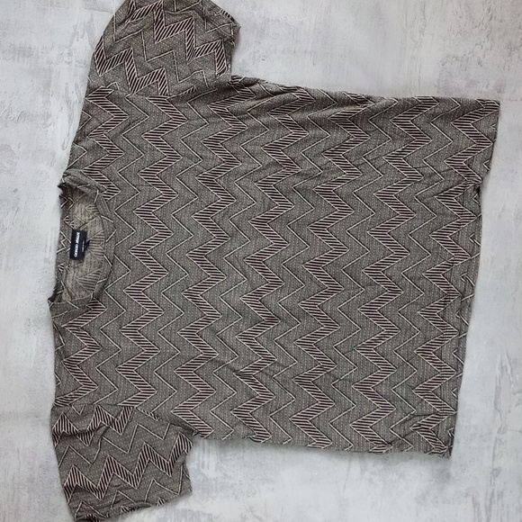 GIORGIO ARMANI MADE IN ITALY ZIG ZAG PATTERN T-SHIRT UNISEX - Picture 3 of 6